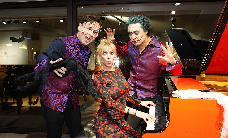 Pianist Hyung-ki Joo, Sophie Adeell, Violinist Aleksey Igudesman(©Foto: Martin Schmitz)
